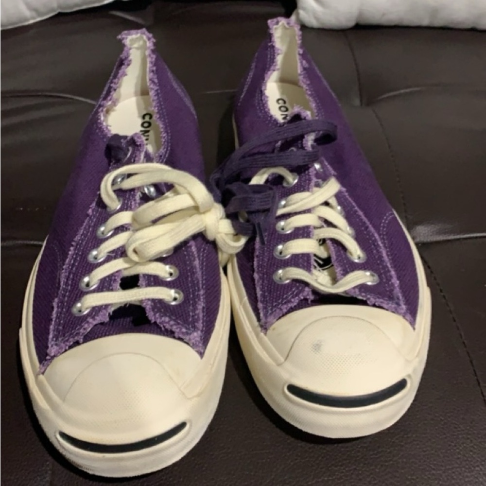 SIZE 11 purple converse low top / frayed edges / purple and white laces